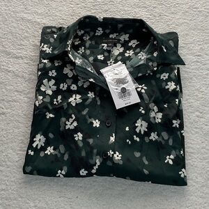 NWT The Limited Dark Green Floral woman’s Shirt